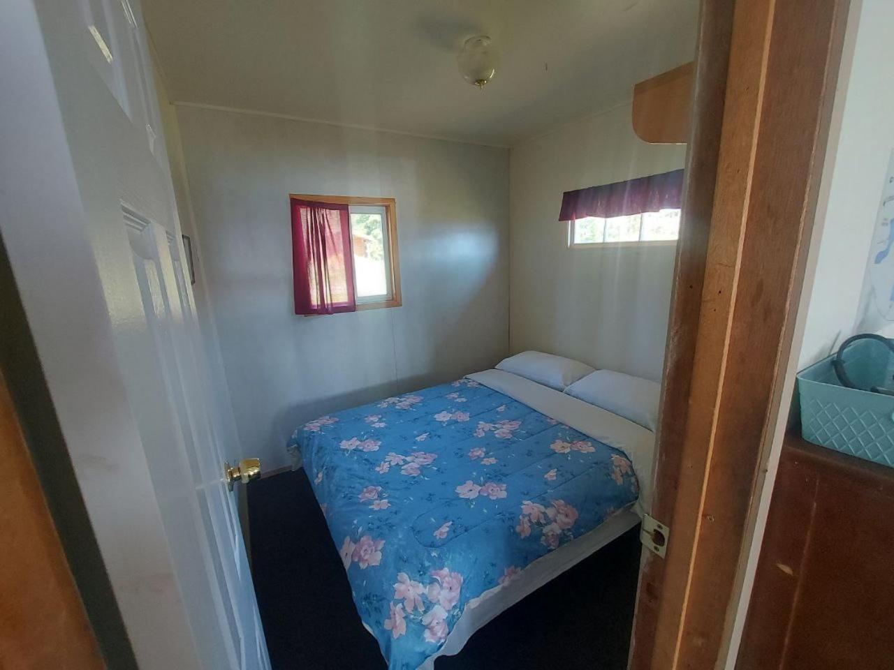Escott Bay Resort Anahim Lake المظهر الخارجي الصورة