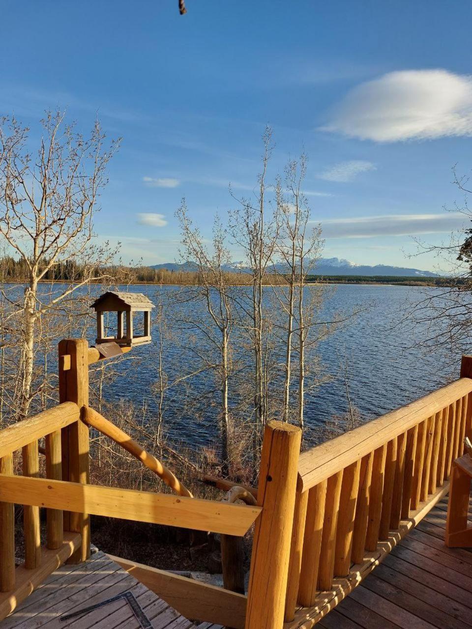 Escott Bay Resort Anahim Lake المظهر الخارجي الصورة